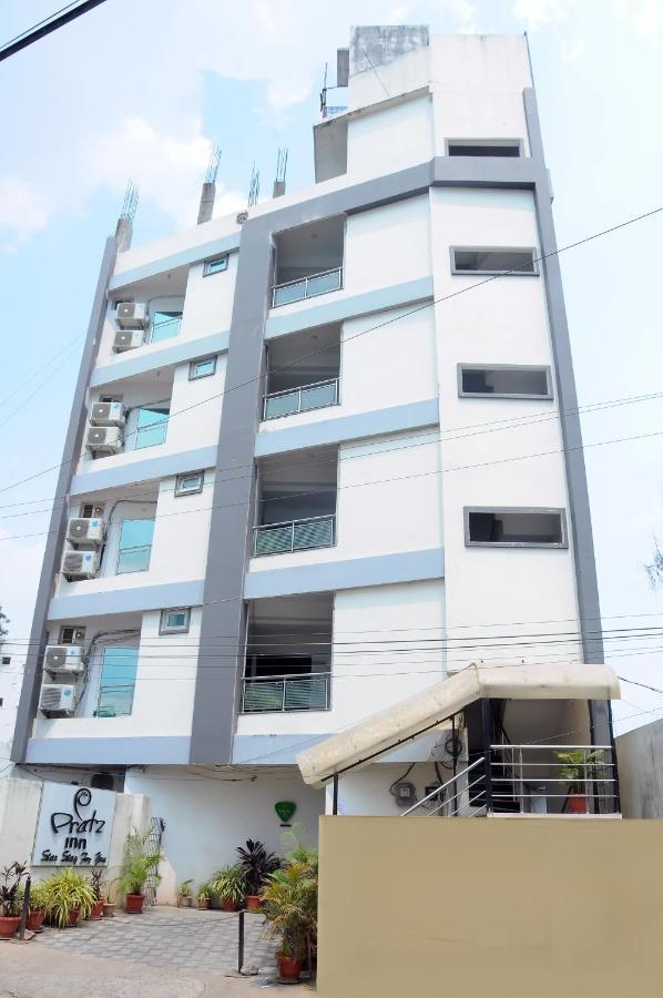Hotel Pratz Inn Hyderabad Esterno foto