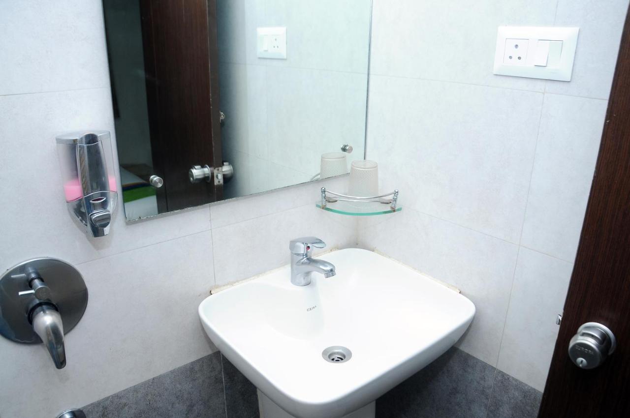 Hotel Pratz Inn Hyderabad Esterno foto